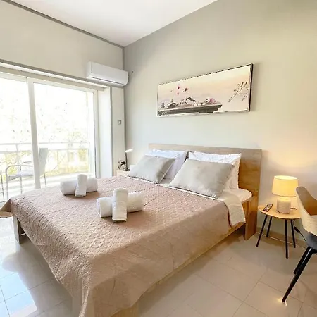 Rhodes Central: King Bed Studio Appartement Rhodes City