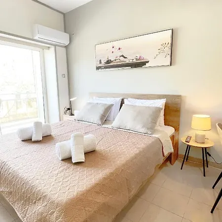 Rhodes Central: King Bed Studio עיר רודוס